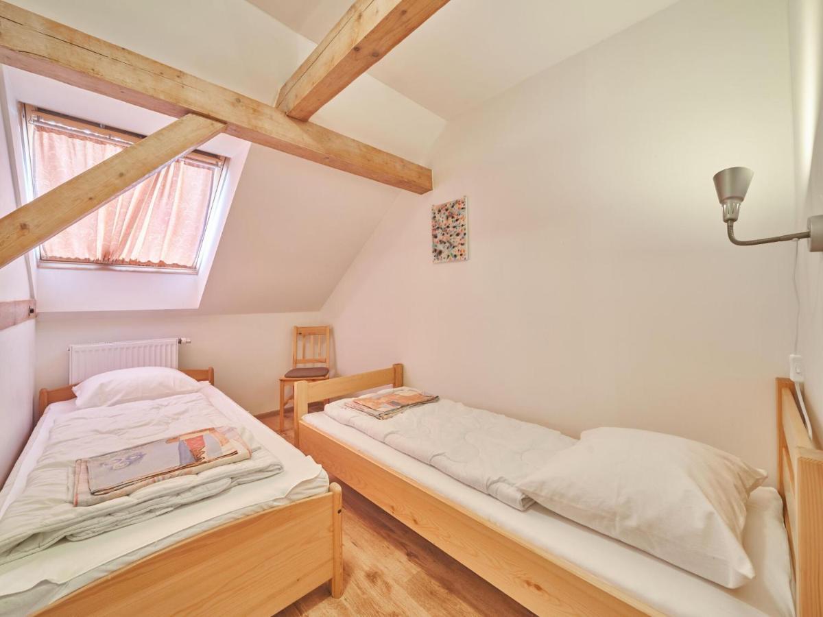 Holiday Home In Lampertice With Swimming Pool Zewnętrze zdjęcie