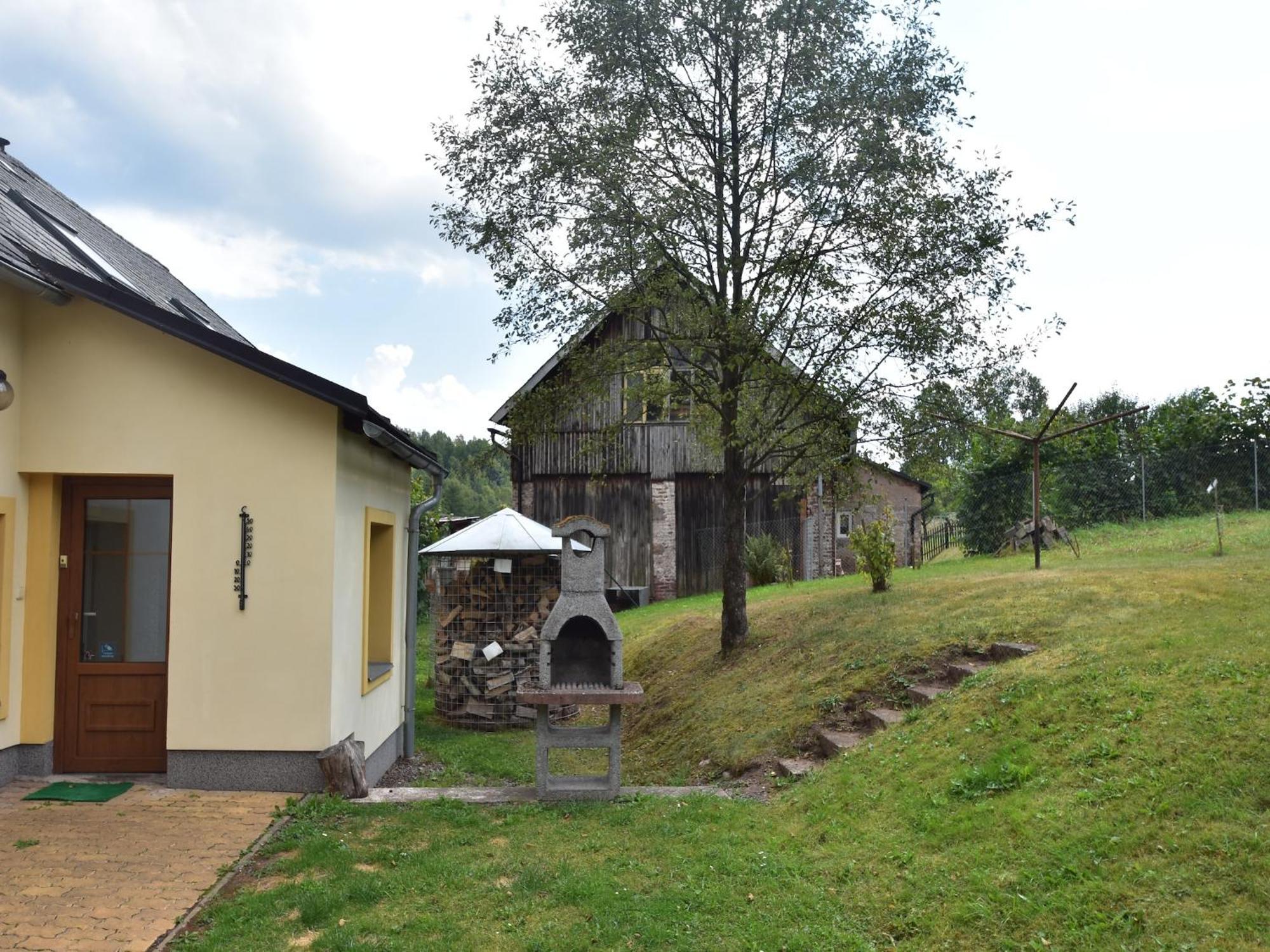 Holiday Home In Lampertice With Swimming Pool Zewnętrze zdjęcie